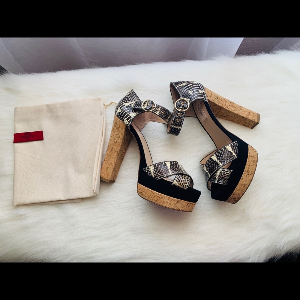 Valentino Garavani Cork-Heel Snake-Skin Sandals - Picture 3 of 8